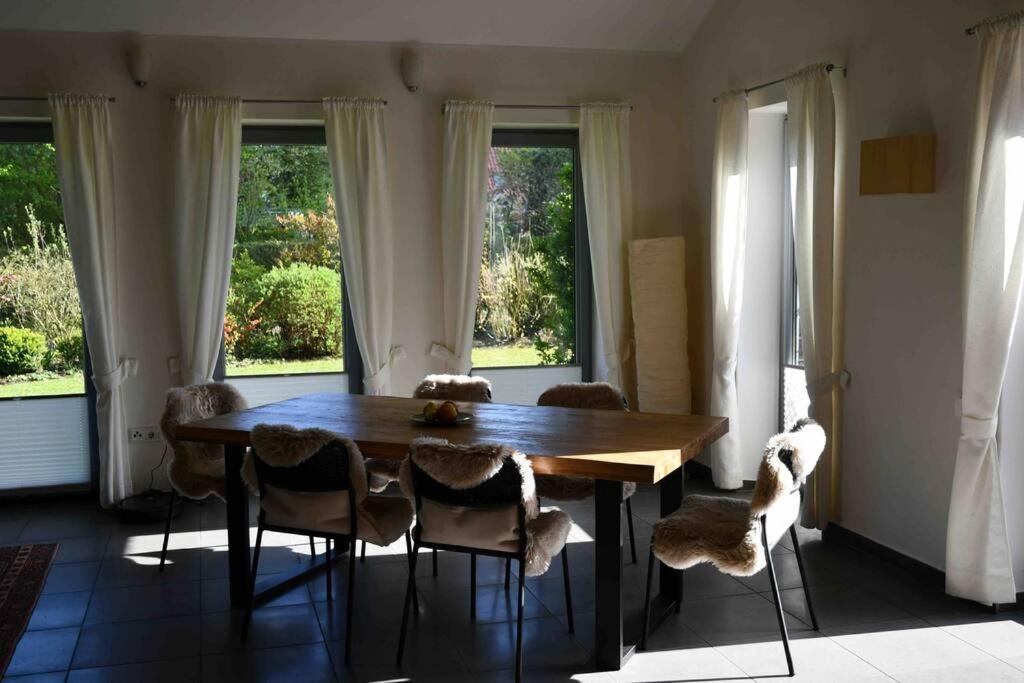 Unser Traumhaus Mit Wunderschoenem Garten آوريش المظهر الخارجي الصورة