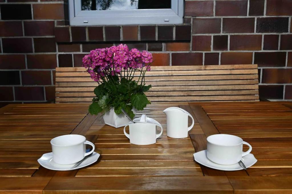 Unser Traumhaus Mit Wunderschoenem Garten آوريش المظهر الخارجي الصورة