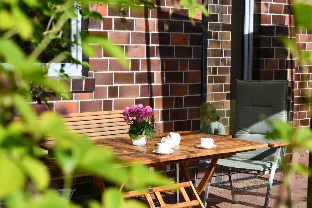 Unser Traumhaus Mit Wunderschoenem Garten آوريش المظهر الخارجي الصورة